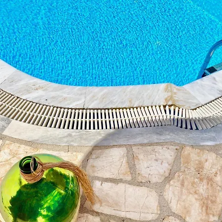 Olga With Private Pool By Dadovillas カシオピ