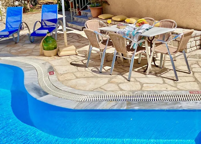 Olga With Private Pool By Dadovillas Villa
