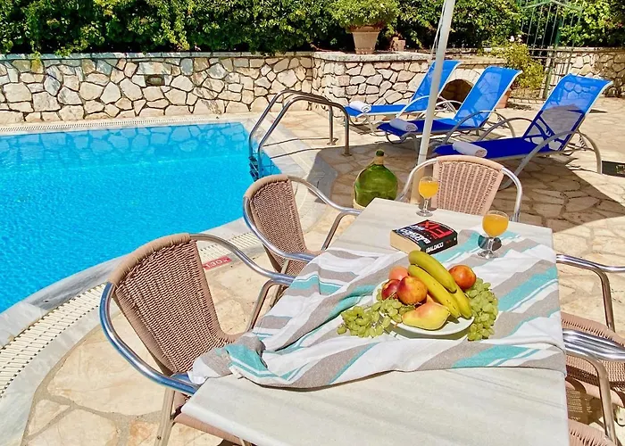 Olga With Private Pool By Dadovillas Villa *